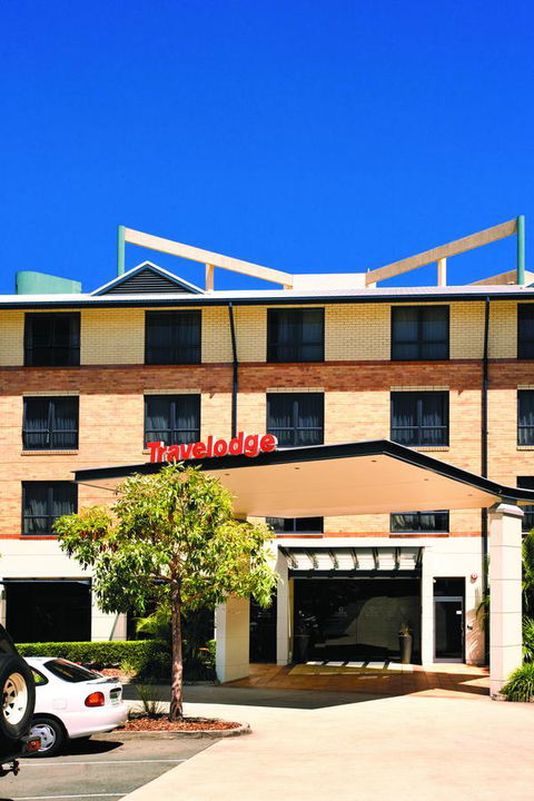 Mercure Brisbane Garden City - Cruises Travel 14