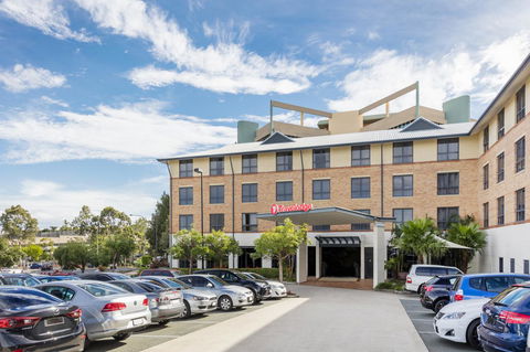 Mercure Brisbane Garden City - Cruises Travel 31