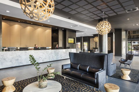 Hotel Grand Chancellor Brisbane - Cruises Travel 7