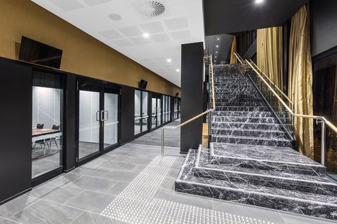 Hotel Grand Chancellor Brisbane - Cruises Travel 15