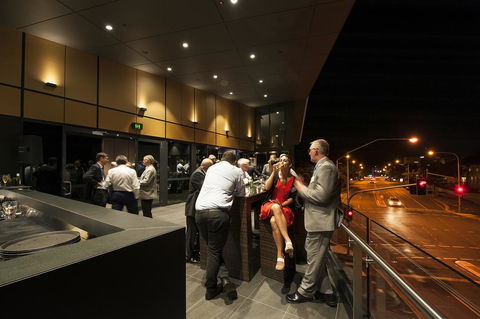 Hotel Grand Chancellor Brisbane - Cruises Travel 12