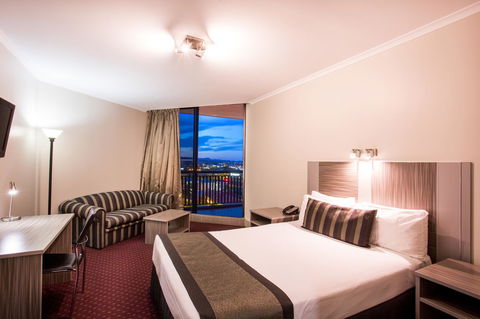 Hotel Grand Chancellor Brisbane - Cruises Travel 29