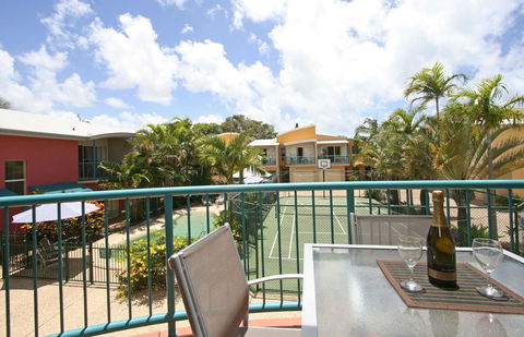 Coolum Beach Getaway Resort - Travel Search 18