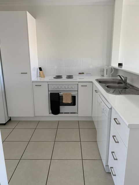 Coolum Beach Getaway Resort - Travel Search 12
