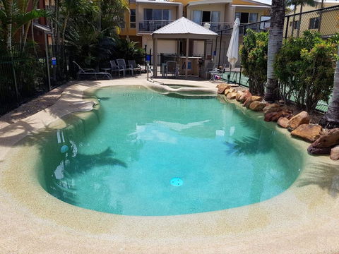 Coolum Beach Getaway Resort - Travel Search 2