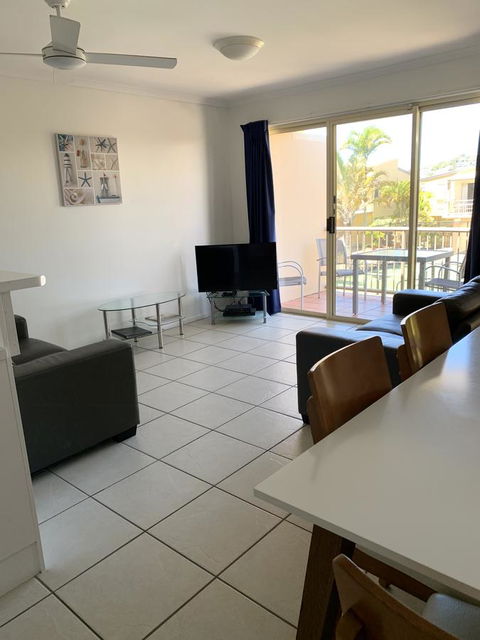 Coolum Beach Getaway Resort - Travel Search 11