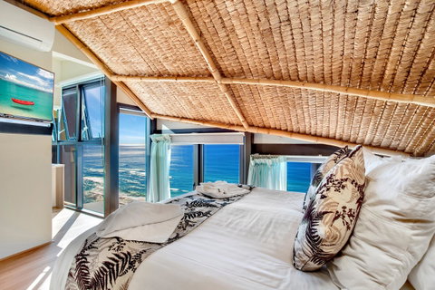 Burleigh Esplanade Apartments - Tourism Guide 11