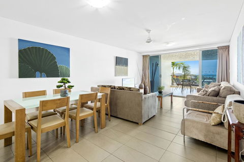 Azure Sea Whitsunday Resort - Travel Search 32