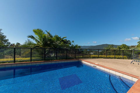 Paradise Penthouse At Waves - Airlie Beach - Travel Search 3