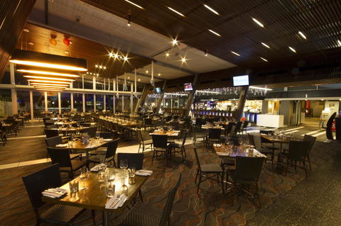 Calamvale Hotel Suites And Conference Centre - Cruises Travel 4