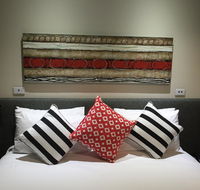 Calamvale Hotel Suites and Conference Centre - Cruises Travel