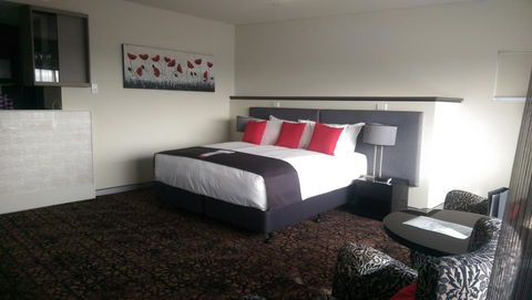 Calamvale Hotel Suites And Conference Centre - Cruises Travel 22
