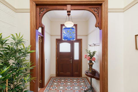 The Guesthouse Maleny - Travel Search 20