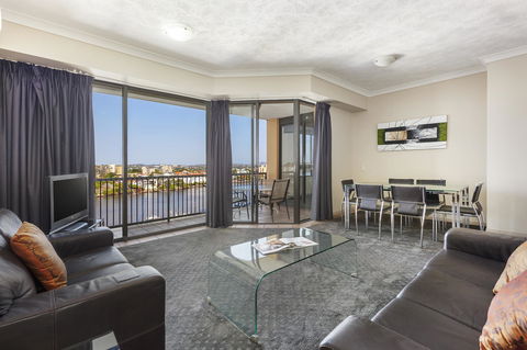 Bridgewater Apartments - Cruises Travel 7
