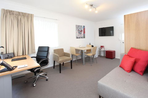 Best Western Gregory Terrace - Cruises Travel 19