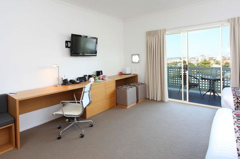 Best Western Gregory Terrace - Cruises Travel 27