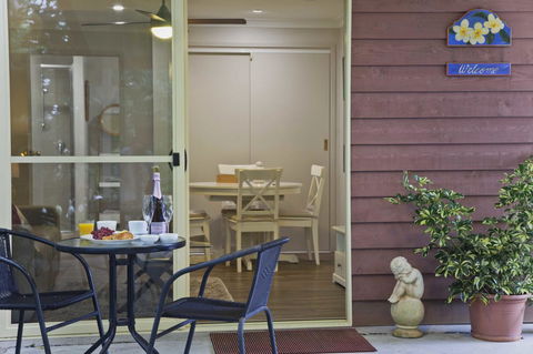 Shasta Place - Travel Search 0