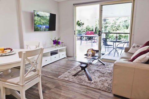 Shasta Place - Travel Search 17