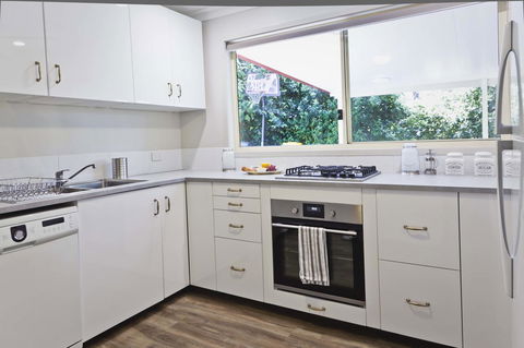 Shasta Place - Travel Search 22