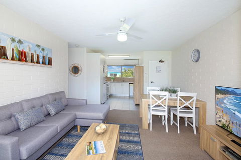 Surf Dance Apartments - Travel Search 3