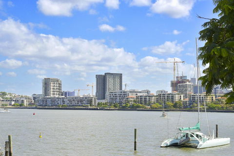 Anville Court - Cruises Travel 18