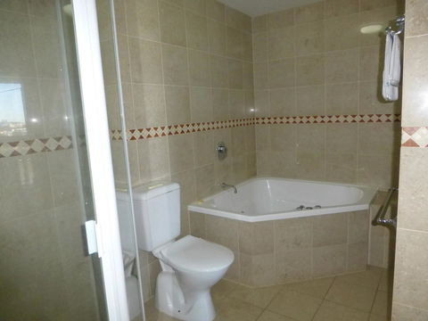 The Oasis Apartments - Cruises Travel 19