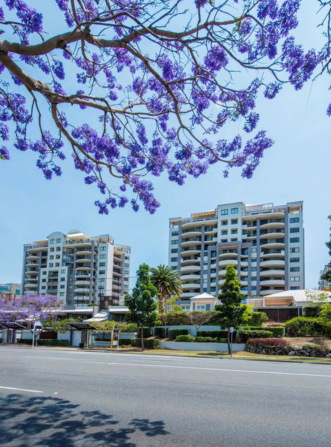 The Oasis Apartments - Cruises Travel 2
