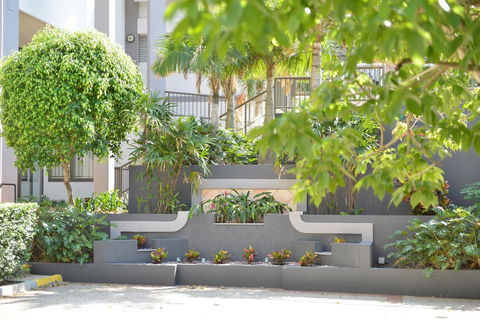The Oasis Apartments - Cruises Travel 1