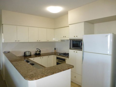 The Oasis Apartments - Cruises Travel 16