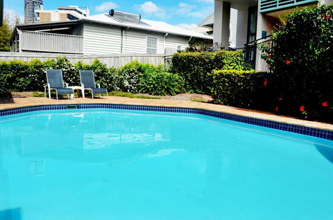 Spring Hill Mews Apartments - Cruises Travel 27