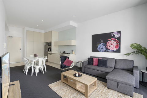 Oracle, 2 & 3 Bedroom Apartments - We Accommodate - Tourism Guide 5
