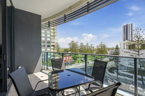 Oracle, 2 & 3 Bedroom Apartments - We Accommodate - Tourism Guide 6