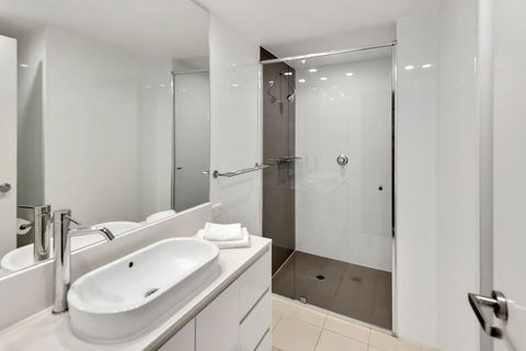 Oracle, 2 & 3 Bedroom Apartments - We Accommodate - Tourism Guide 25