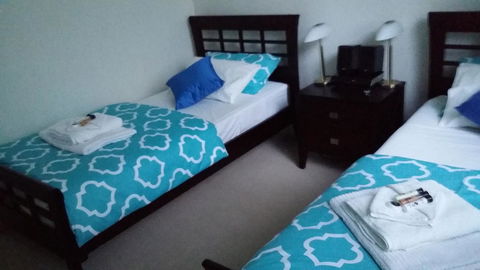 Sutton's Beach Unit - Cruises Travel 16