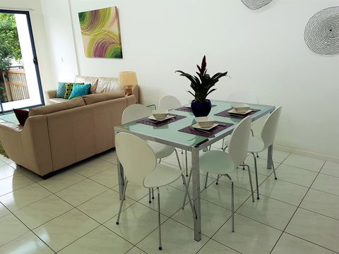 Sutton's Beach Unit - Cruises Travel 4