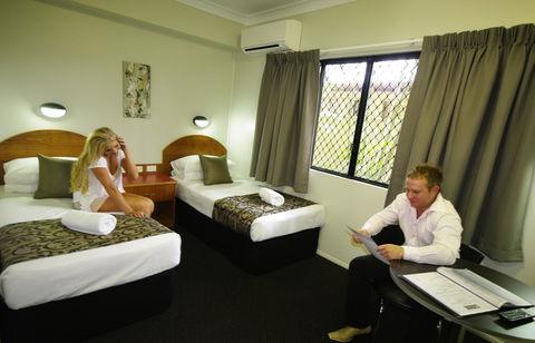 Mackay Resort Motel - Travel Search 10