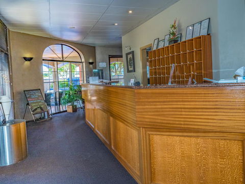 Mackay Resort Motel - Travel Search 20