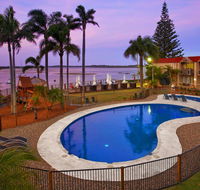 Waters Edge Port Macquarie - Travel Agents
