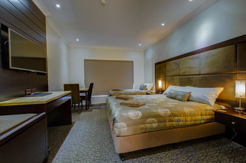 Western Downs Motor Inn - Travel Search 1