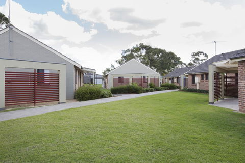 Western Sydney University Village - Hawkesbury - Travel Search 1