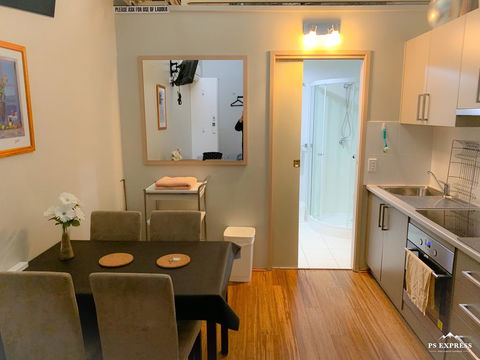 Westside Studio Apartments - Cruises Travel 0