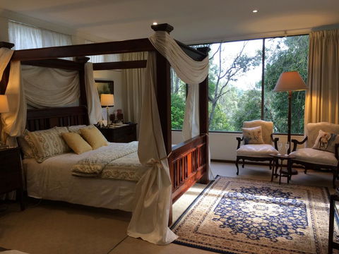 Whispering Pines Bed And Breakfast - Cruises Travel 1
