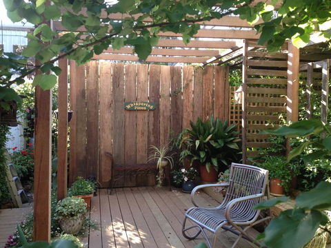 Whispering Pines Bed And Breakfast - Cruises Travel 0