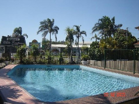 White Lanterns Motel - Tourism Guide 0