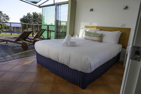 White Sands Estate - Cruises Travel 2
