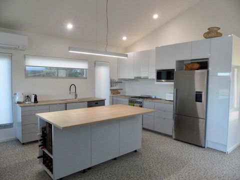 WHITE SHELLS HOLIDAY RENTAL - Travel Search 2
