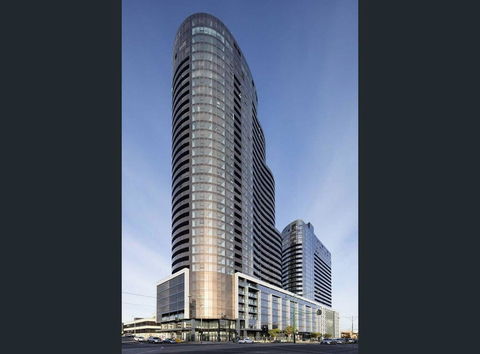 Whitehorse Towers - Travel Search 0