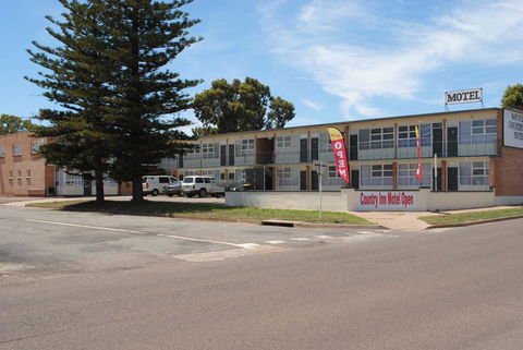 Whyalla Country Inn Motel - Travel Search 3