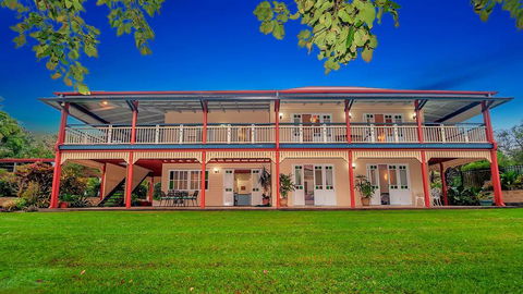 Williams Lodge - Cruises Travel 0