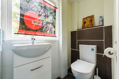 Willow Upon Avon Accommodation - Travel Search 3
